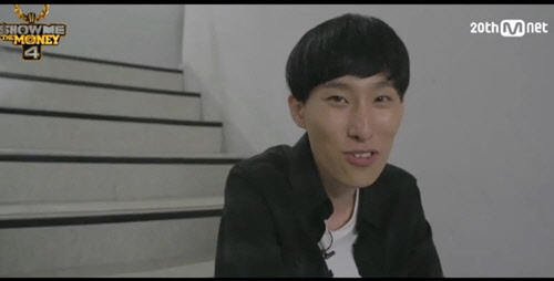 래퍼 블랙넛이 4일 모욕 혐의로 불구속 기소됐다. <엠넷 '쇼미더머니4' 영상 캡쳐>
